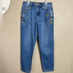 NWT Forever 21 Embroidered Double Button Adjustable Jeans